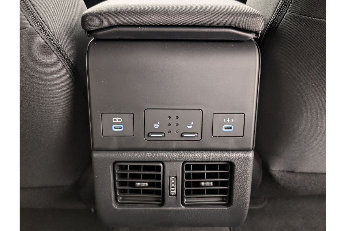 2025 Subaru Solterra AWD E1-1
