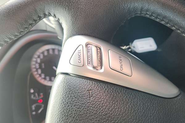 2013 Nissan Pulsar ST-L B17
