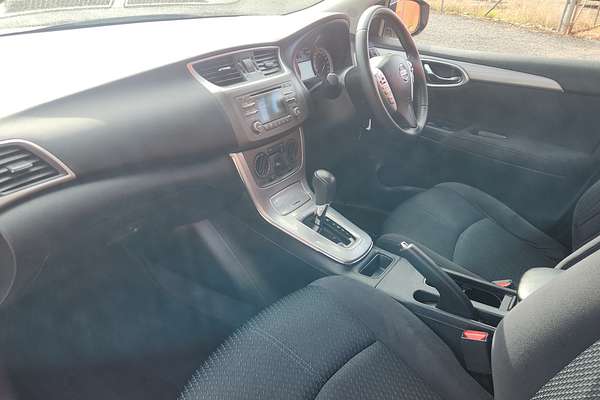 2013 Nissan Pulsar ST-L B17