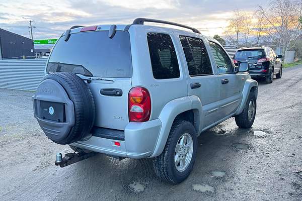 2001 Jeep CHEROKEE