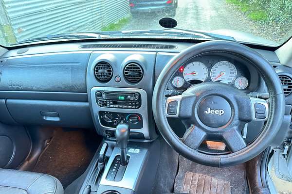 2001 Jeep CHEROKEE