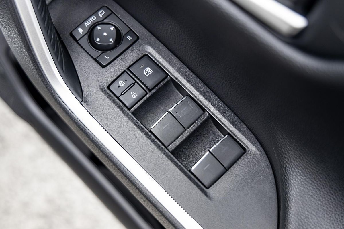 2022 Toyota RAV4 Cruiser AXAH54R
