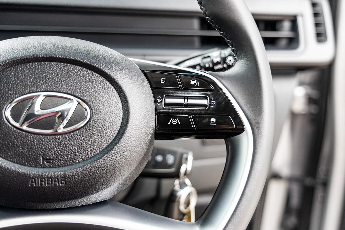 2024 Hyundai STARIA LOAD US4.V2