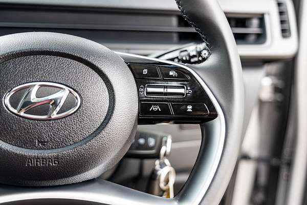 2024 Hyundai STARIA LOAD US4.V2