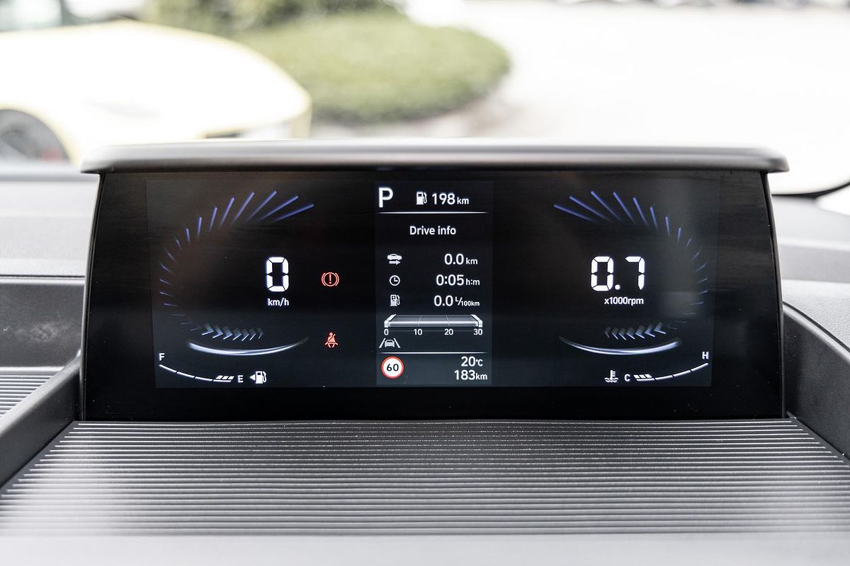 2024 Hyundai STARIA LOAD US4.V2