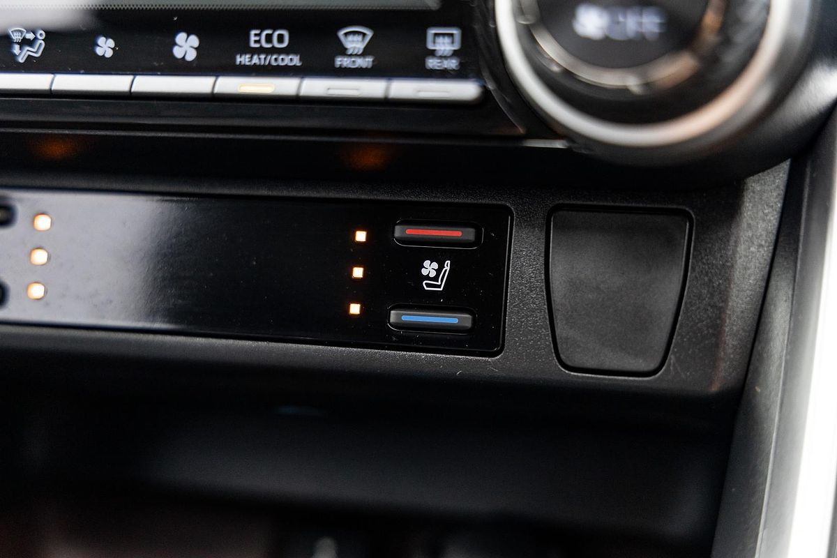 2022 Toyota RAV4 Cruiser AXAH54R