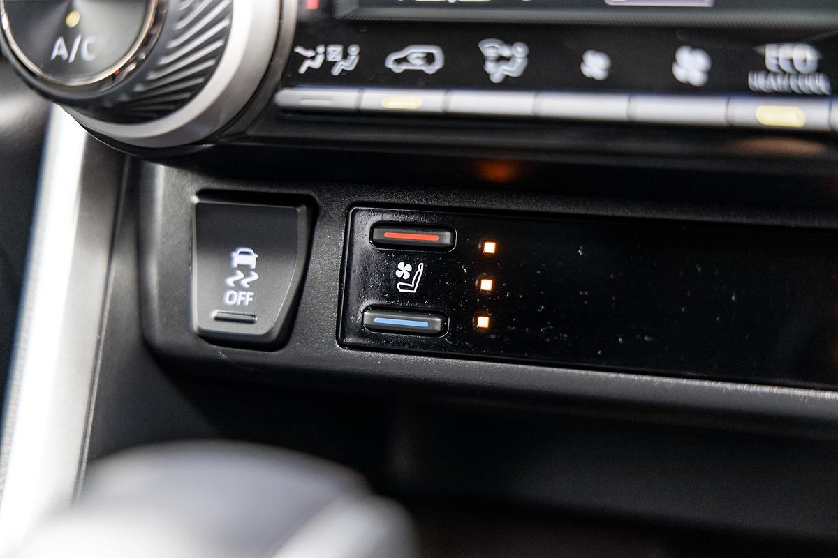 2022 Toyota RAV4 Cruiser AXAH54R