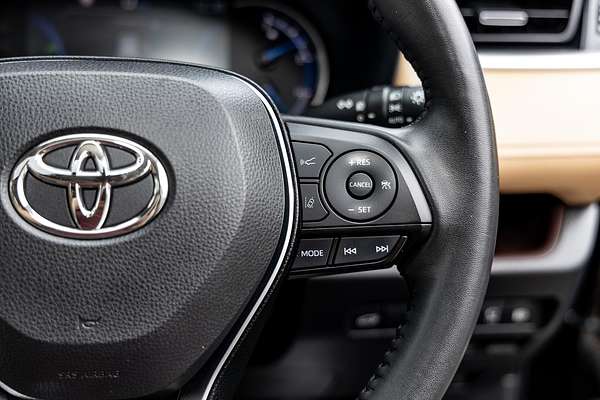 2021 Toyota RAV4 Cruiser AXAH54R