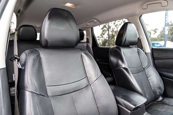 2015 Nissan X-TRAIL ST-L T32
