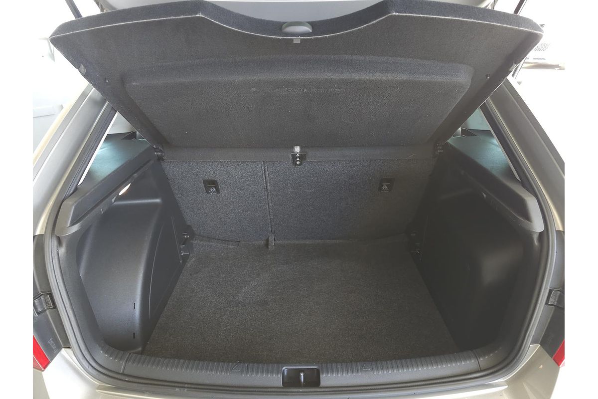 2014 SKODA Rapid Elegance NH