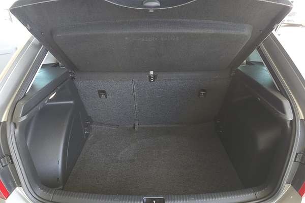 2014 SKODA Rapid Elegance NH