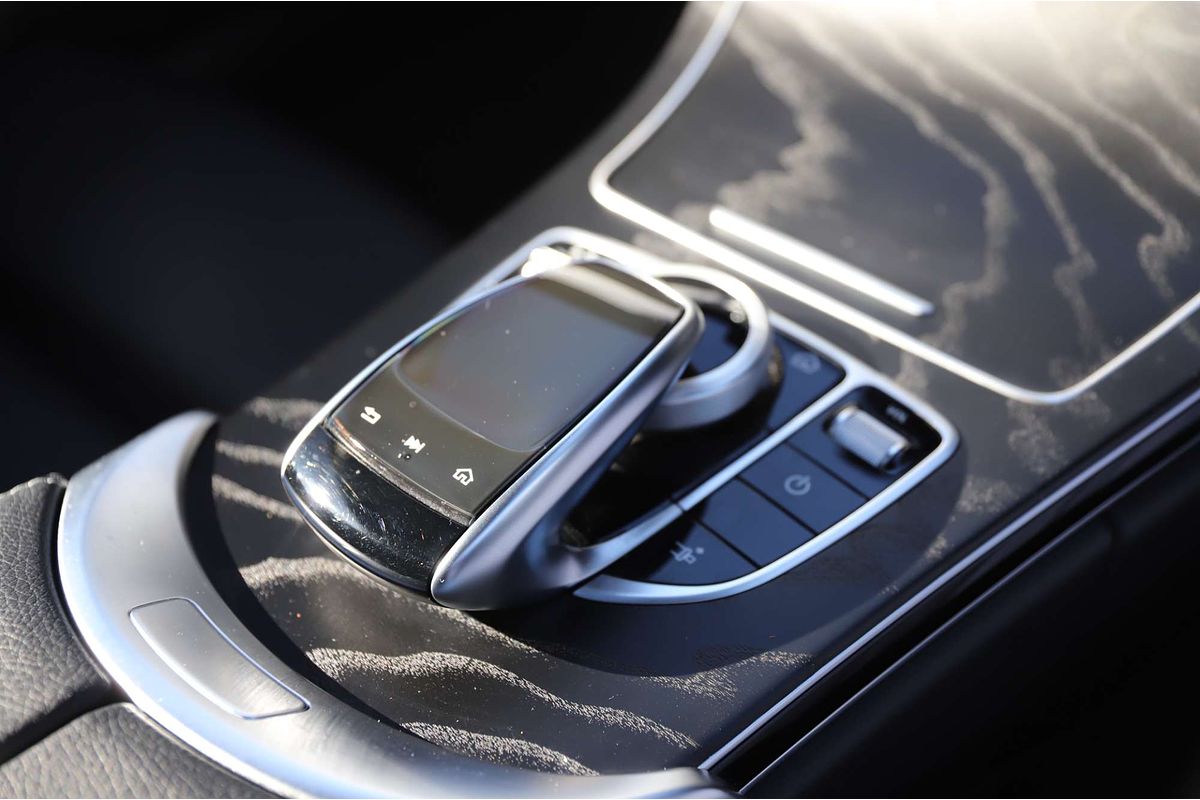 2019 Mercedes-Benz C-Class C200 C205