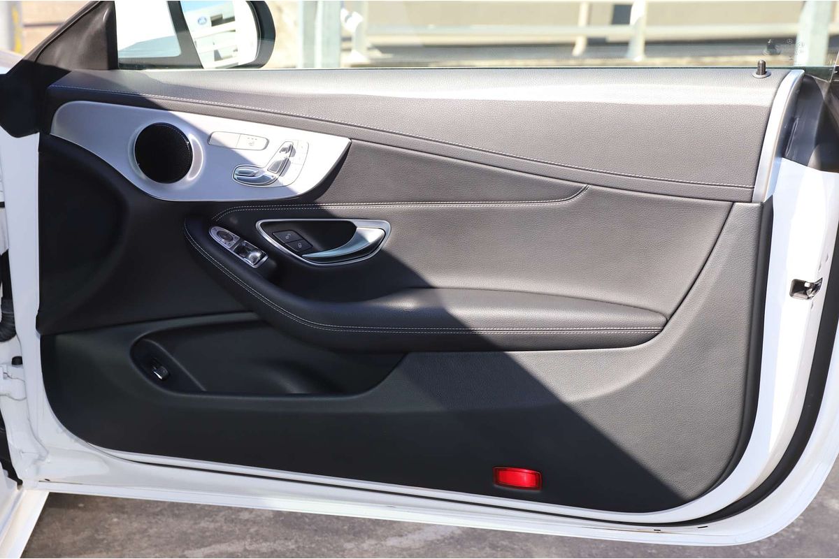 2019 Mercedes-Benz C-Class C200 C205