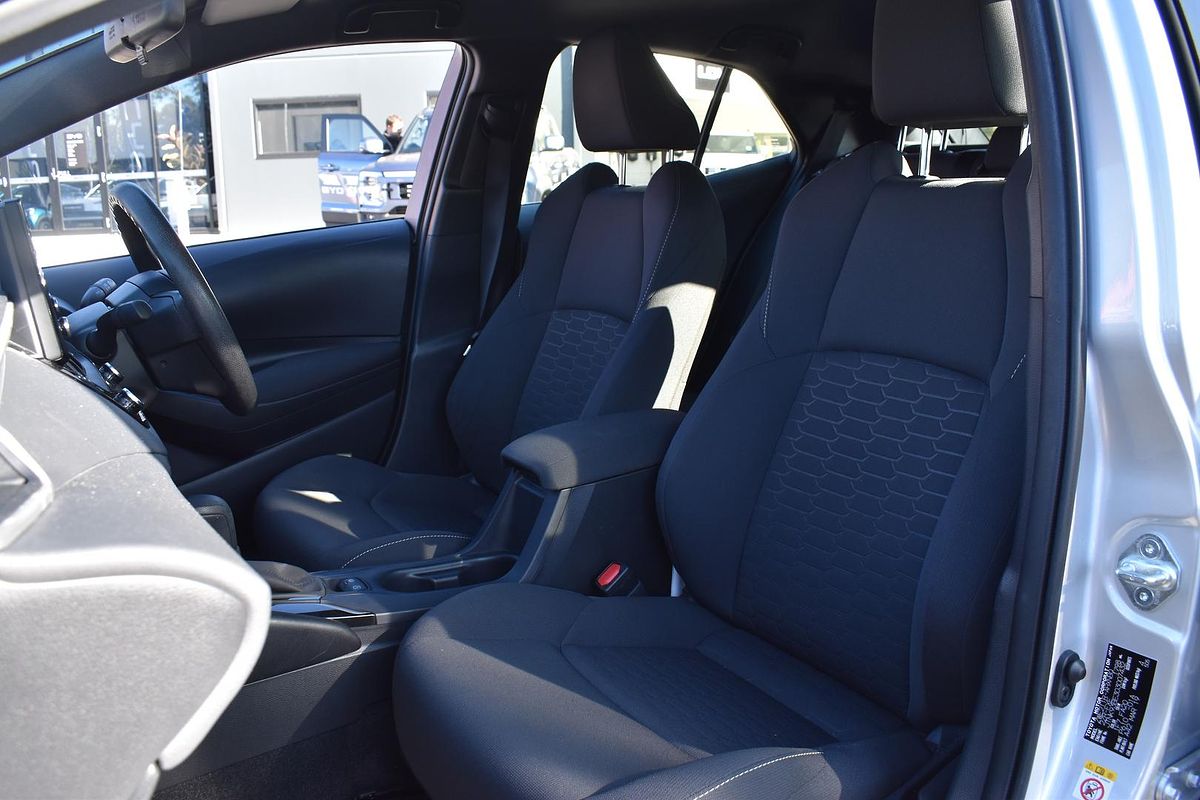 2019 Toyota Corolla ZR Hybrid ZWE211R