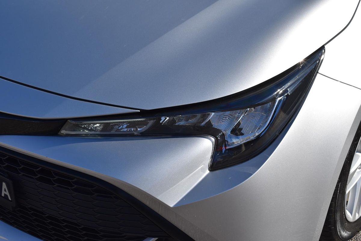 2019 Toyota Corolla ZR Hybrid ZWE211R