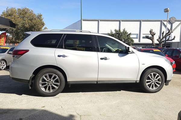 2015 Nissan Pathfinder ST R52