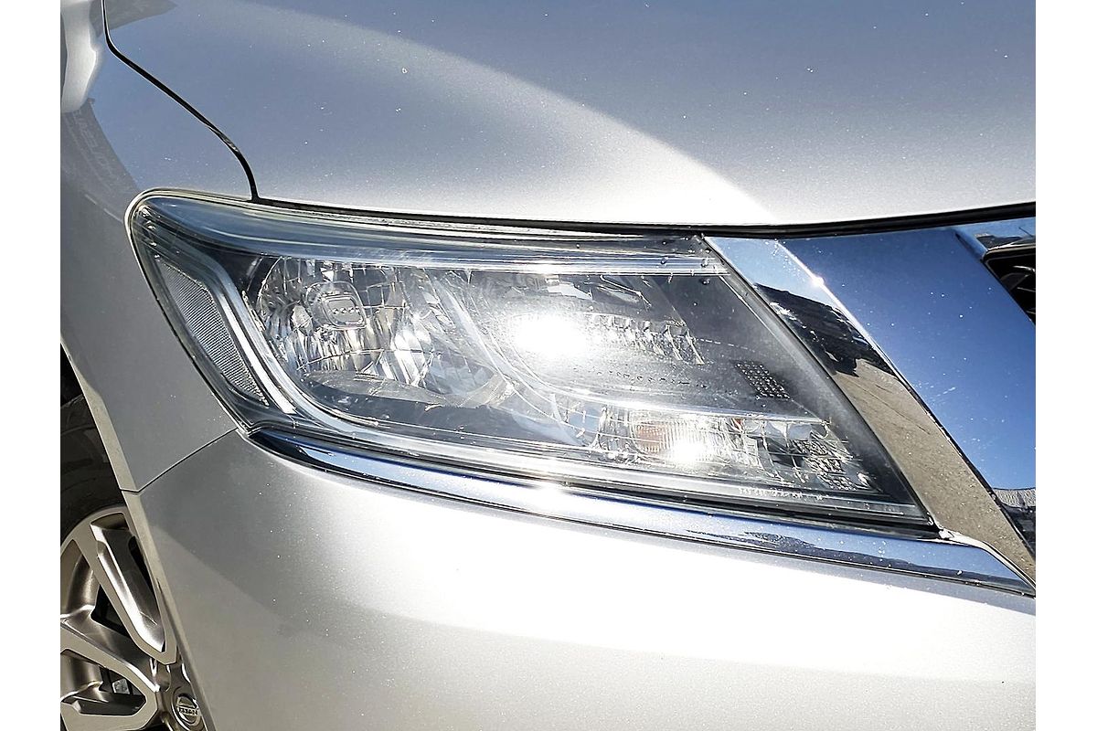 2015 Nissan Pathfinder ST R52