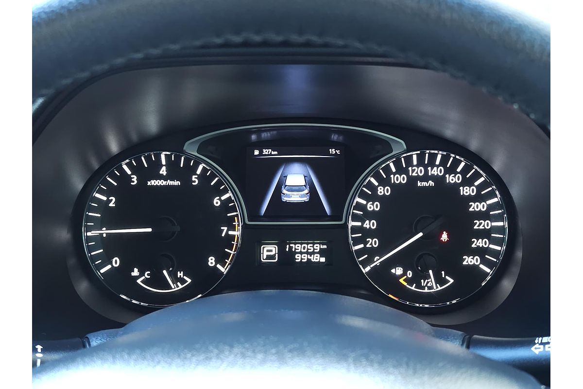 2015 Nissan Pathfinder ST R52