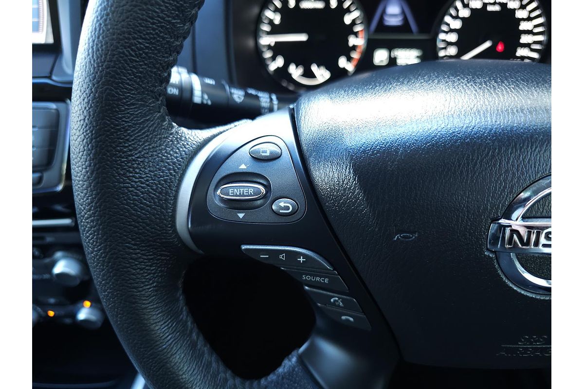 2015 Nissan Pathfinder ST R52