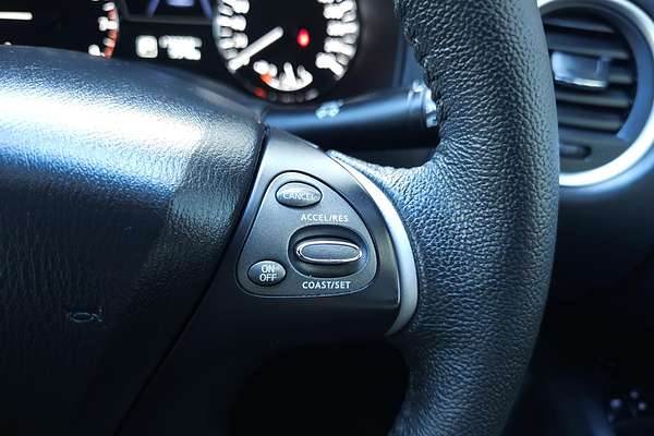 2015 Nissan Pathfinder ST R52