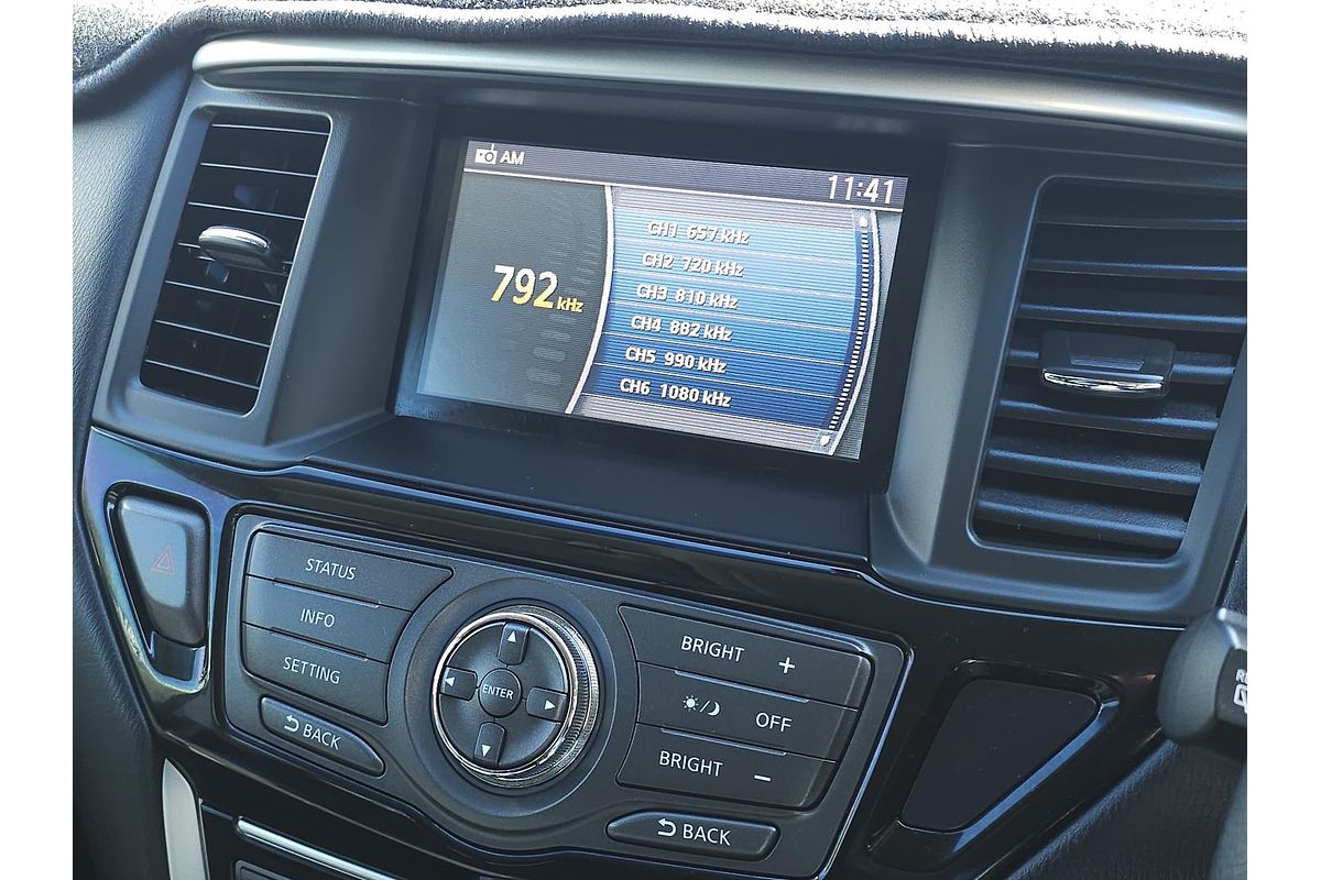 2015 Nissan Pathfinder ST R52