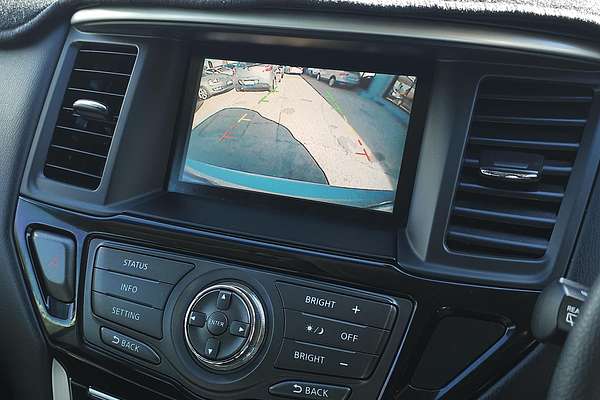 2015 Nissan Pathfinder ST R52