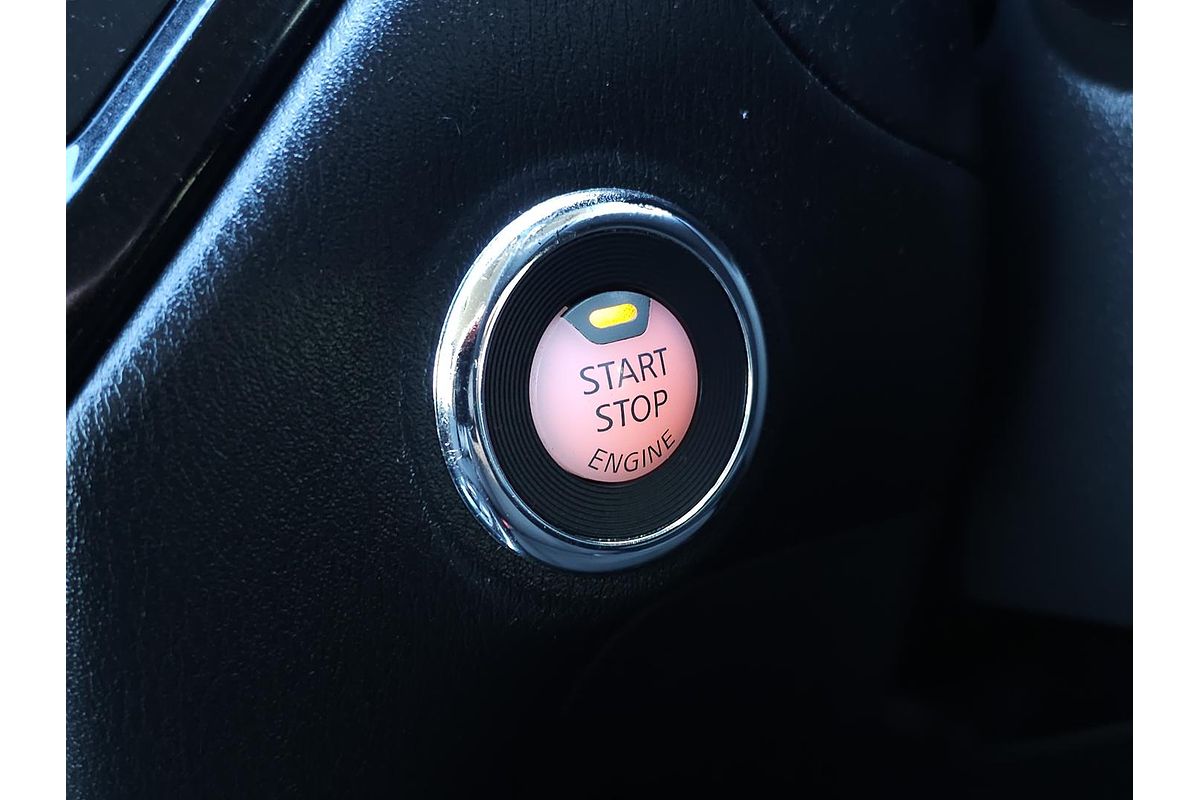 2015 Nissan Pathfinder ST R52
