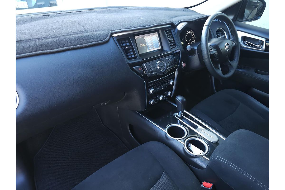 2015 Nissan Pathfinder ST R52
