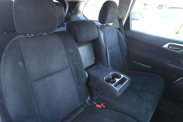 2015 Nissan Pathfinder ST R52