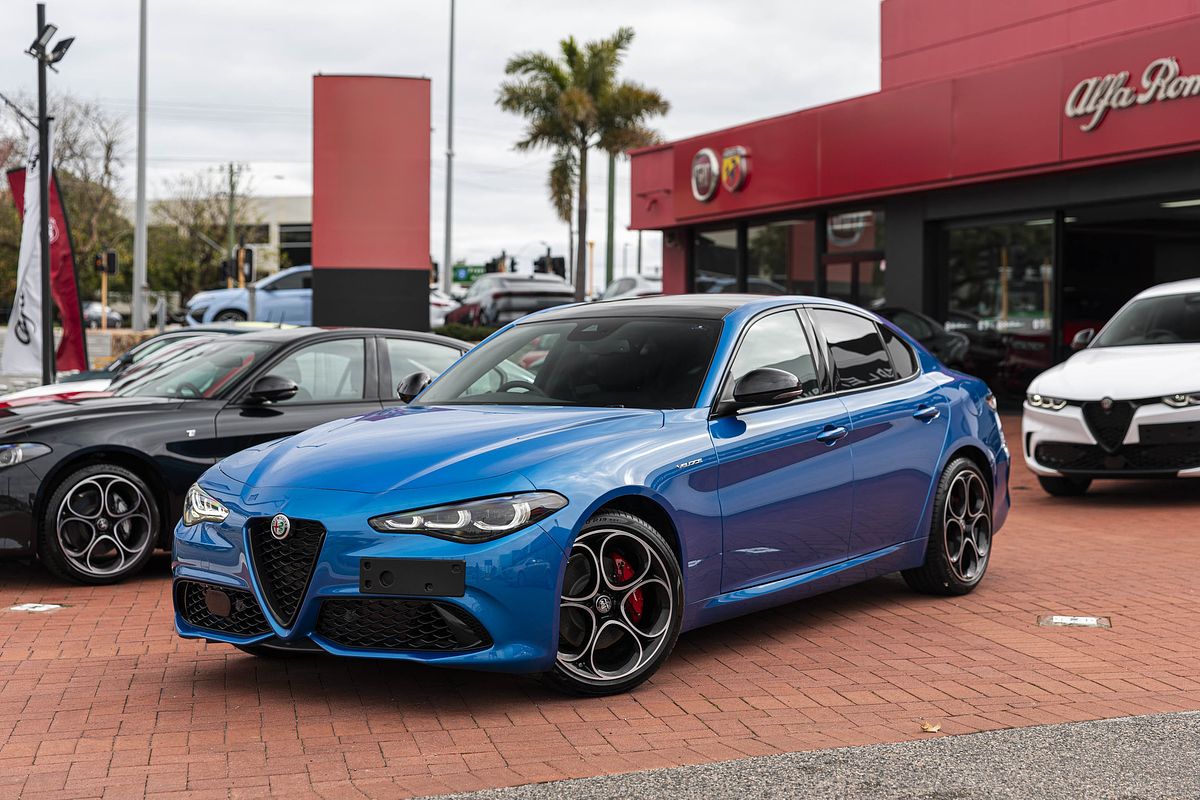 2023 Alfa Romeo Giulia Veloce Series 4