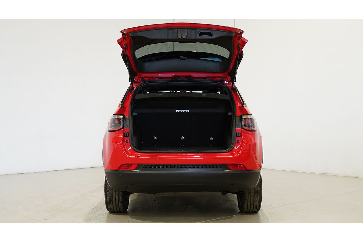 2022 Jeep Compass Night Eagle M6