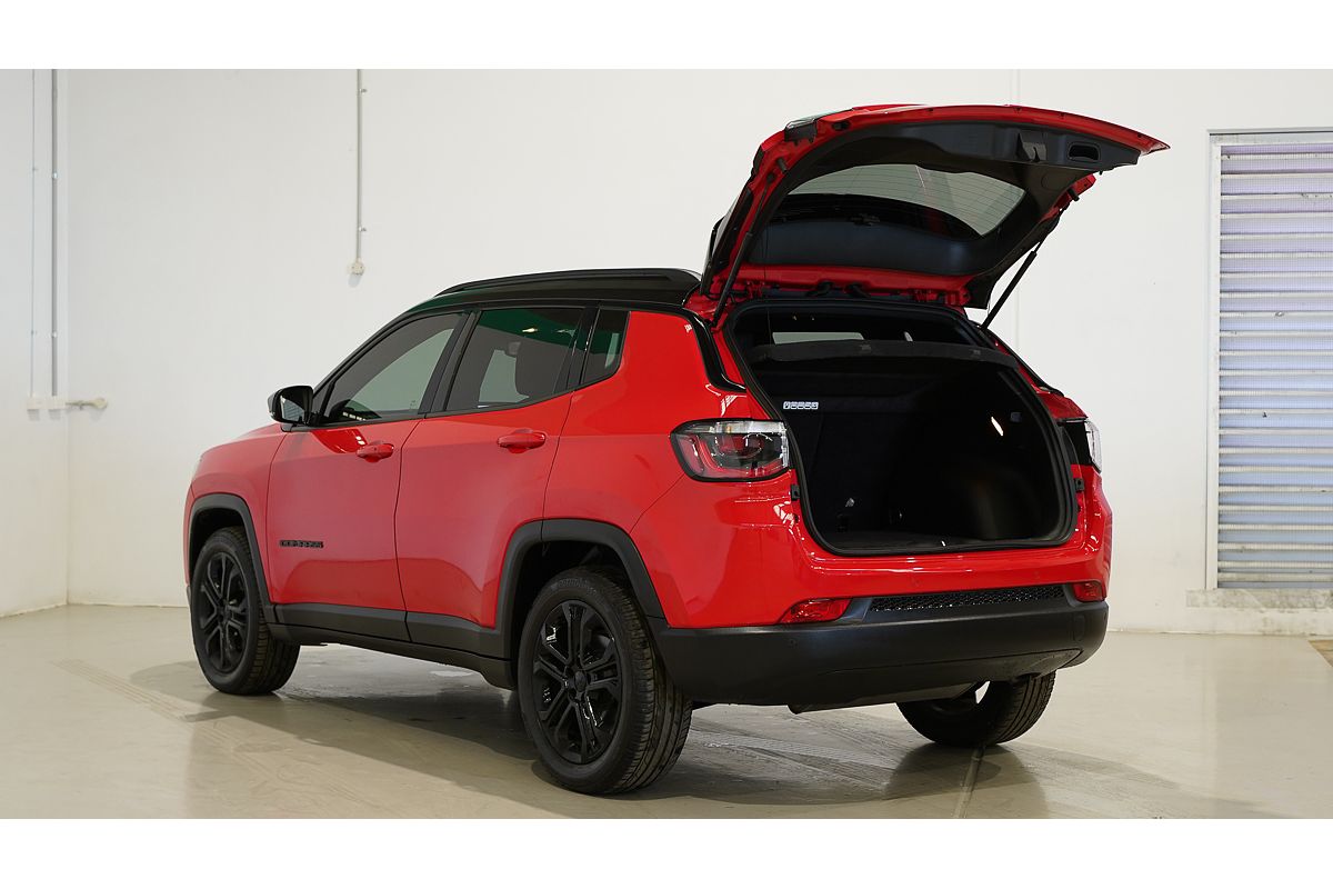 2022 Jeep Compass Night Eagle M6
