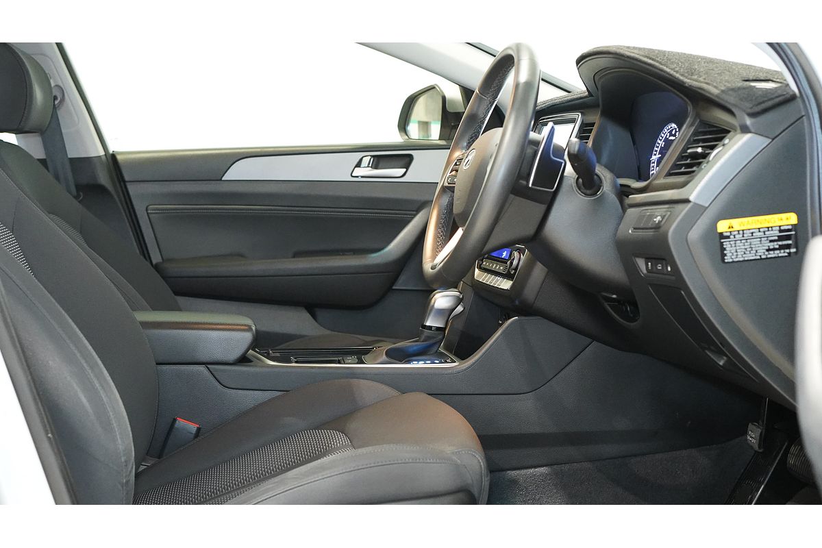 2018 Hyundai Sonata Active LF4