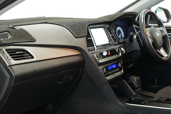 2018 Hyundai Sonata Active LF4