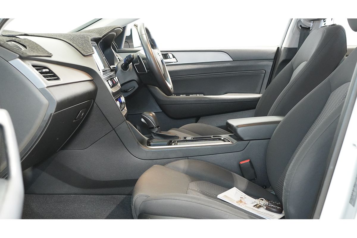 2018 Hyundai Sonata Active LF4
