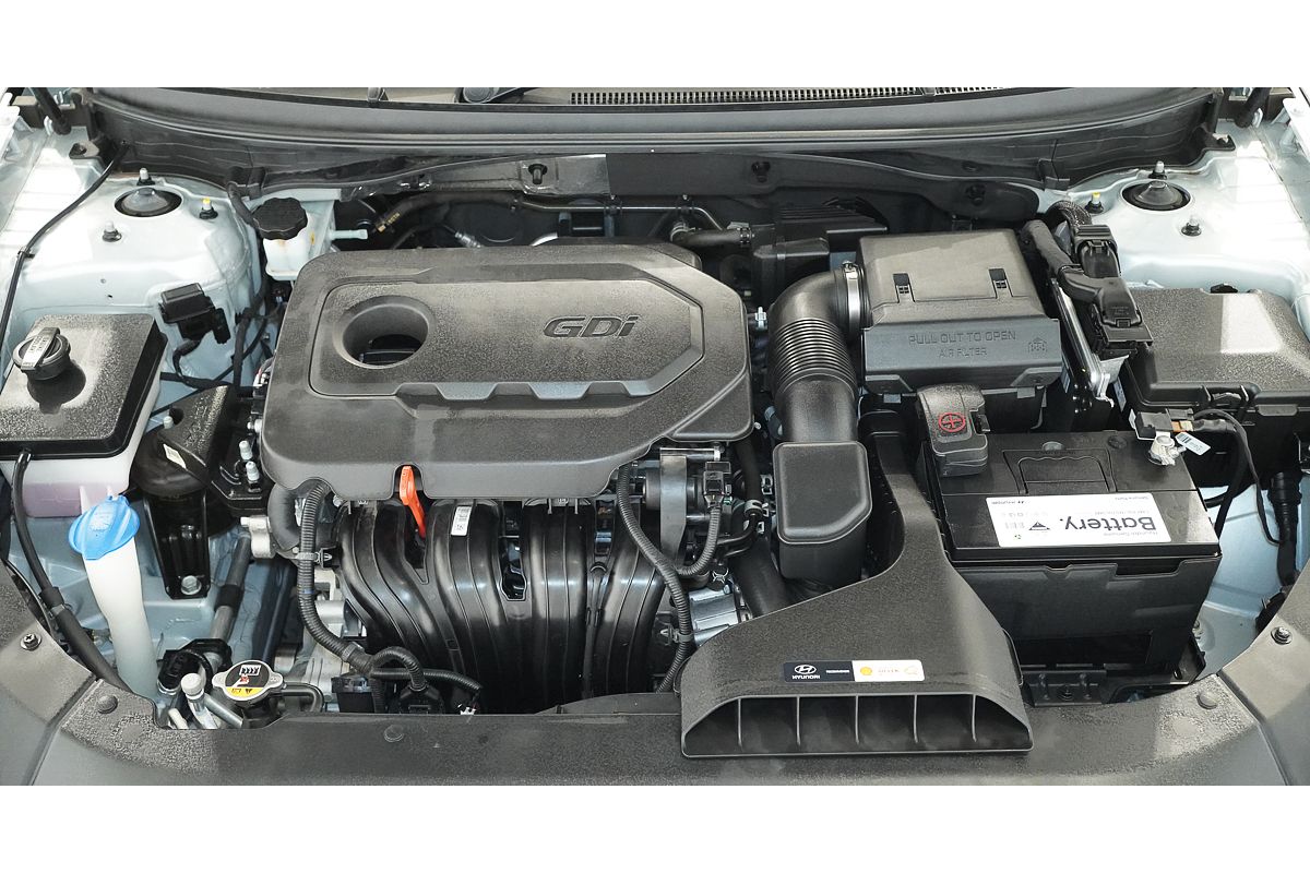 2018 Hyundai Sonata Active LF4