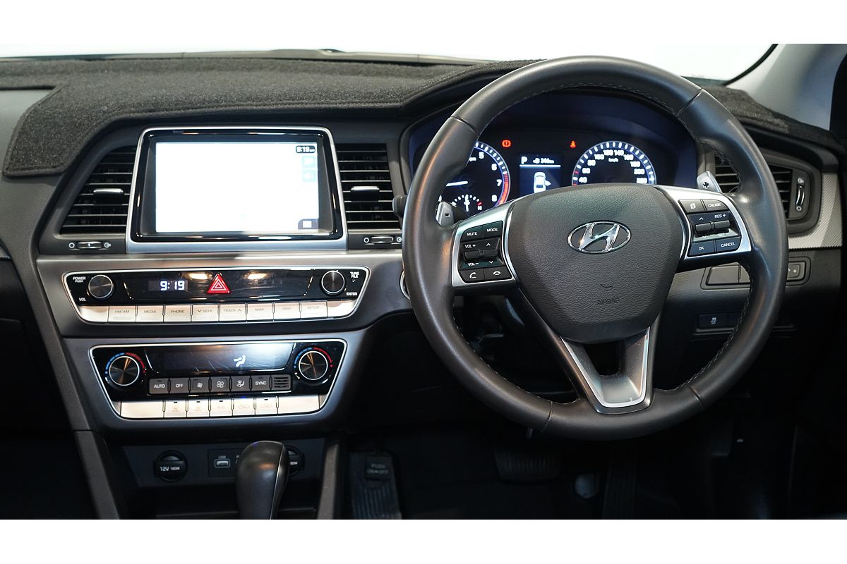 2018 Hyundai Sonata Active LF4
