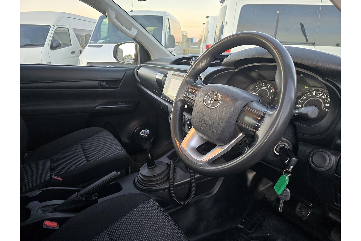 2018 Toyota Hilux Workmate GUN125R 4X4