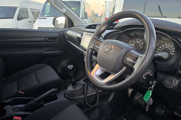 2018 Toyota Hilux Workmate GUN125R 4X4