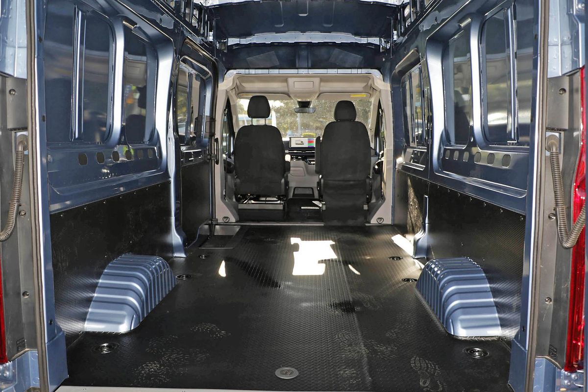 2024 LDV Deliver 9 LWB