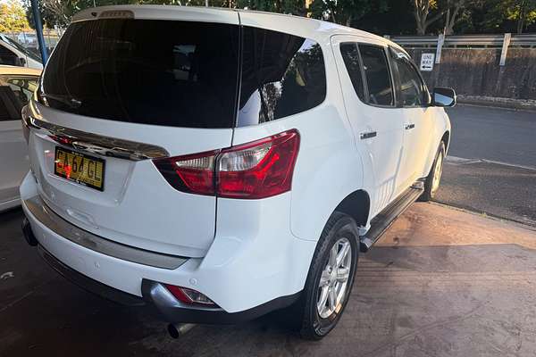 2014 Isuzu MU-X LS-U