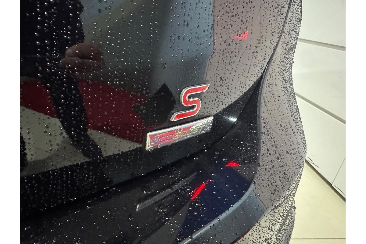 2018 Ford Focus Sport LZ