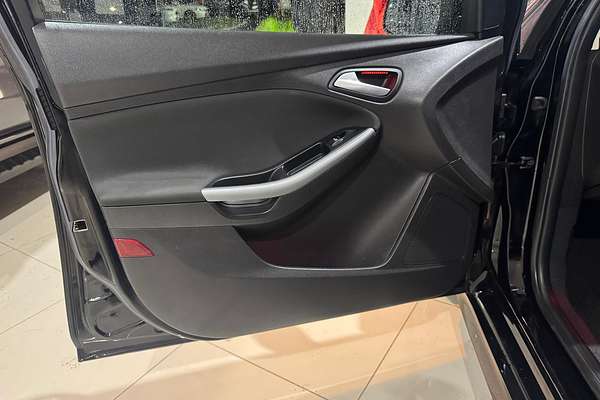 2018 Ford Focus Sport LZ
