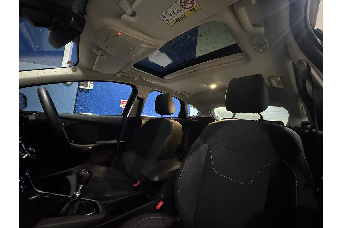 2018 Ford Focus Sport LZ