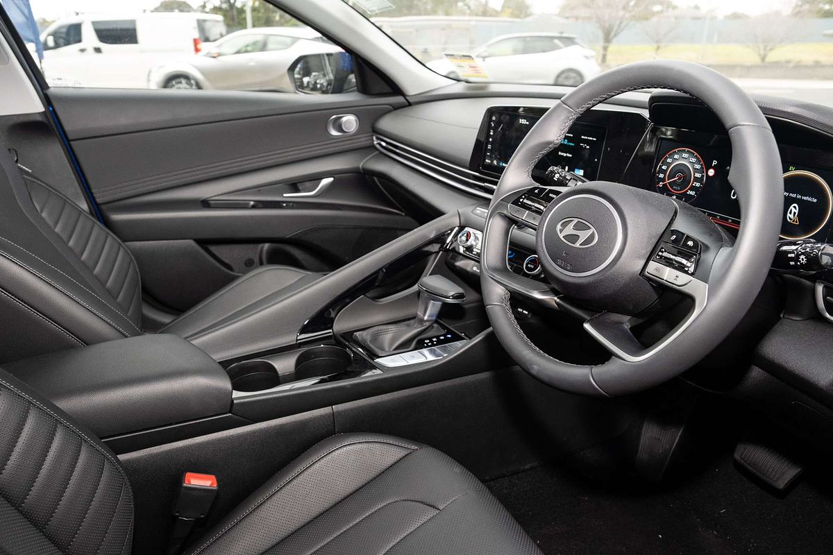 2024 Hyundai i30 Elite Hybrid CN7.V2