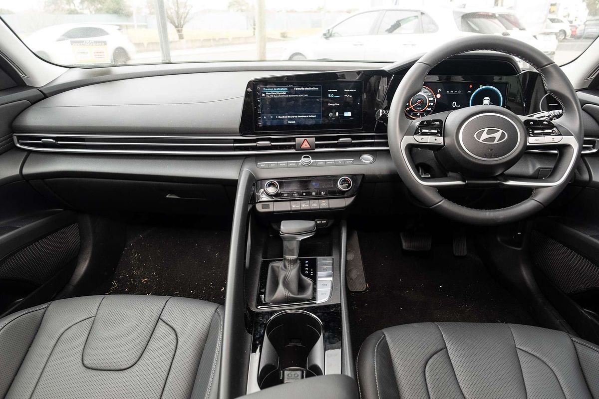 2024 Hyundai i30 Elite Hybrid CN7.V2