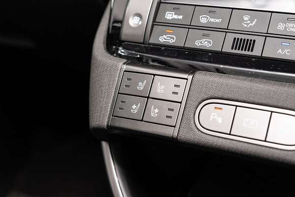 2025 Hyundai INSTER Cross AX.V1