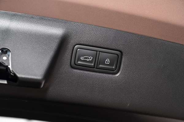 2024 Hyundai Santa Fe Hybrid Calligraphy MX5.V1