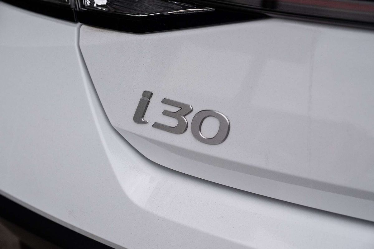 2024 Hyundai i30 Premium CN7.V2