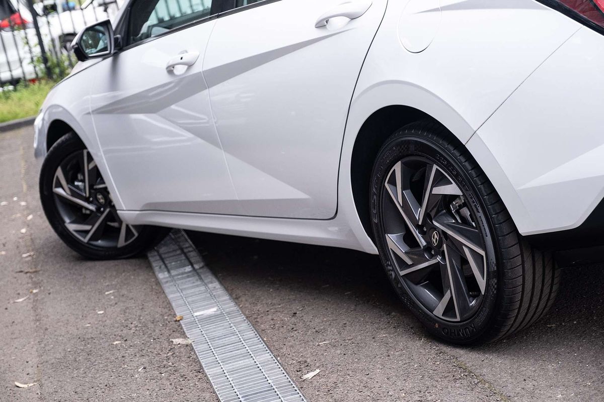 2024 Hyundai i30 Premium CN7.V2